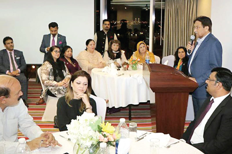 مارشل لاء نہیں قومی حکومت بن سکتی ہے، پرویز مشرف