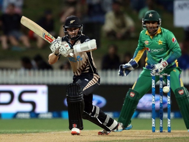 نیوزی لینڈ اور پاکستان کے درمیان پہلا ون ڈے آج کھیلا جائے گا