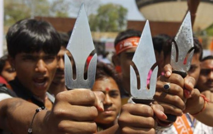 بھارت،انتہاپسندہندوؤں کا عبادت میں مصروف مسیحی برادری پر حملہ