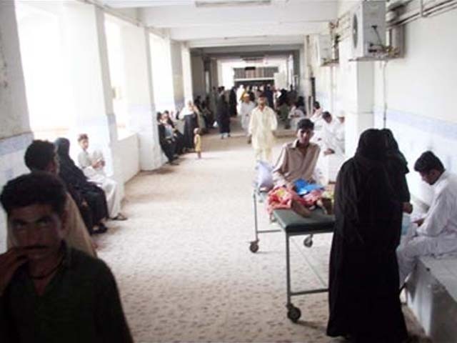 کراچی کے سرکاری اسپتالوں میں ادویات کی کمی سے مریضوں کی مشکلات میں اضافہ