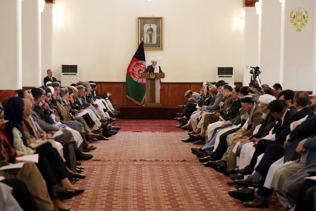 طالبان کا مذاکرات کے لیے افغان حکام کے ساتھ بیٹھنے سے انکار
