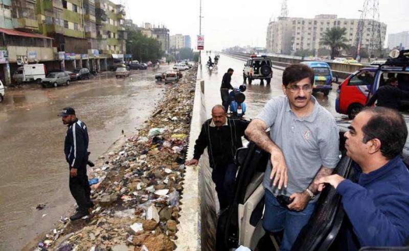 وزیراعلیٰ سندھ کا مختلف علاقوں کا دورہ، کچرے کے ڈھیر دیکھ کر برہم