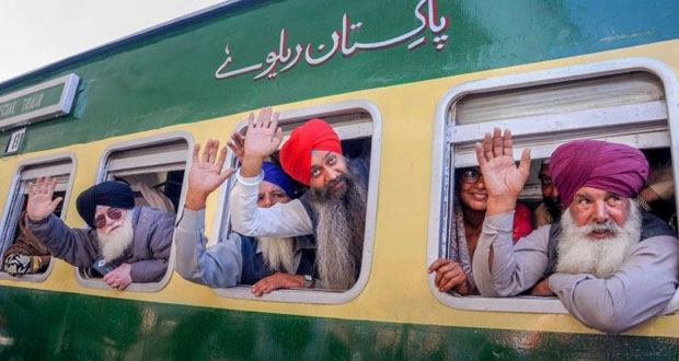 سکھ یاتریوں کیلئے خصوصی ٹرین چلائی گئی،آج کرتار پورپہنچے گی