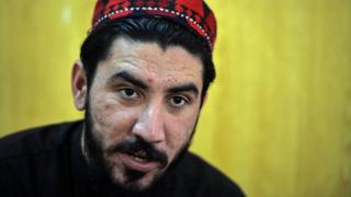پشتون تحفظ موومنٹ کے رہنما منظور پشتین پشاور سے گرفتار