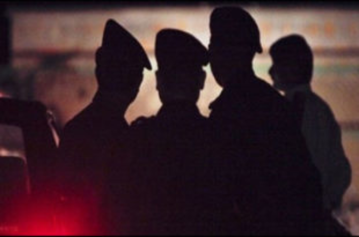 قیوم آباد میں پولیس گردی ،کورونا کی آڑ میں راہ گیروں سے لوٹ مار