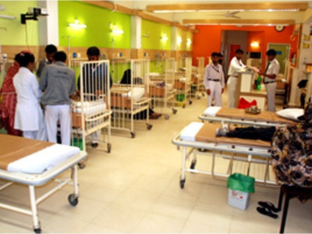 محکمہ صحت لیاقت آباد اسپتال  چہیتے ملازمین کو خلاف ضابطہ ترقیاں دینے کا انکشاف