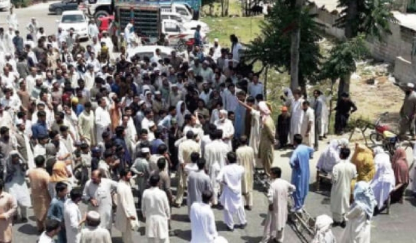 لوئر دیر نماز جنازہ میں فائرنگ ،10افراد جاں بحق متعدد زخمی
