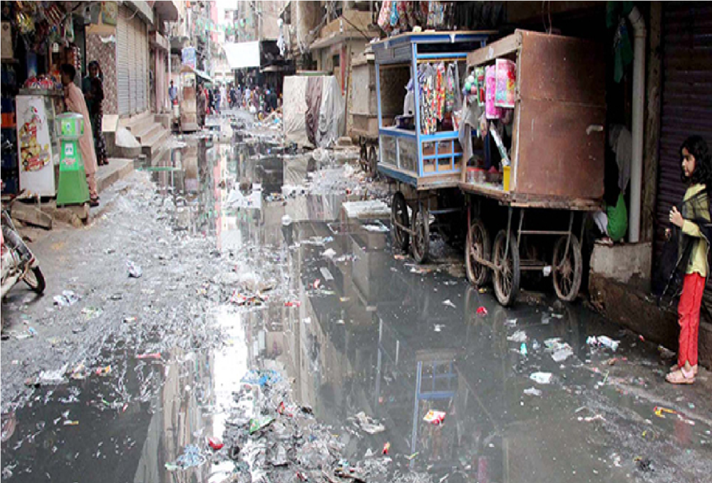 کراچی میں کچرے اور گندگی کے ڈھیر برقرار