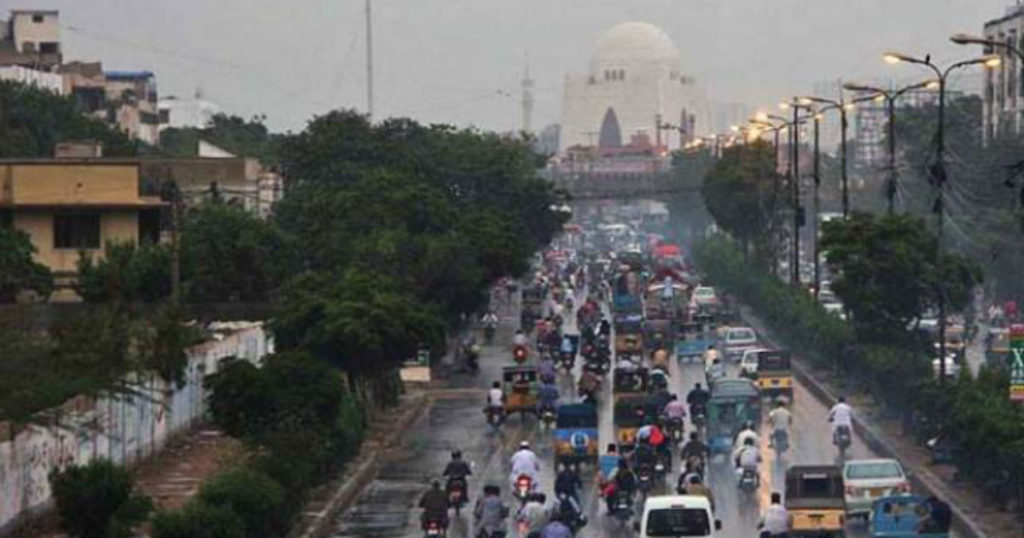 کراچی میں پیر کو بارش کا امکان