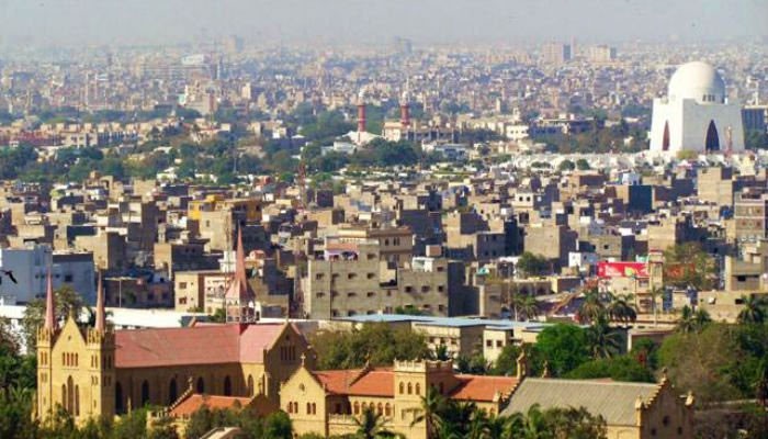 کراچی میں11سو ارب کے ترقیاتی کام شروع کر نے کا عندیہ