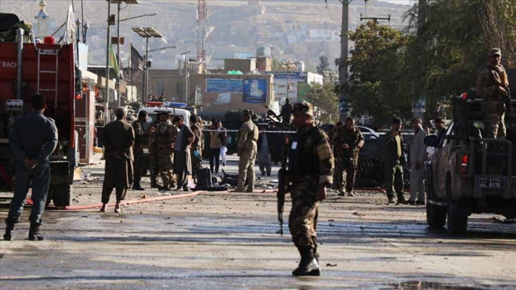 کابل ، بم دھماکے میں نائب گورنر سمیت 3 افراد ہلاک