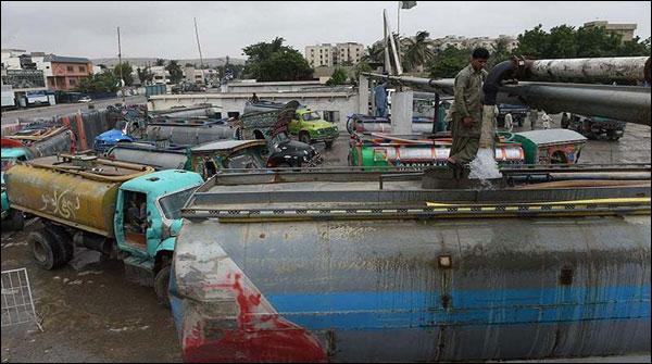 کراچی غربی میں غیرقانونی واٹر ہائیڈرنٹس چھاپے پانی چوری کے 10اڈے بند