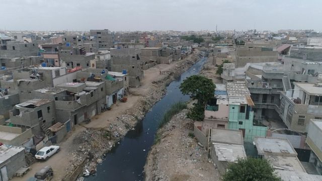 کراچی میں نالوں پر قائم 45لاکھ گھروں کے ڈوبنے کا خطرہ برقرار