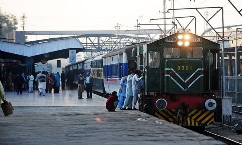 پاکستان ریلوے میں ایک مرتبہ پھر تبادلوں کی گونج سنائی دینے لگی