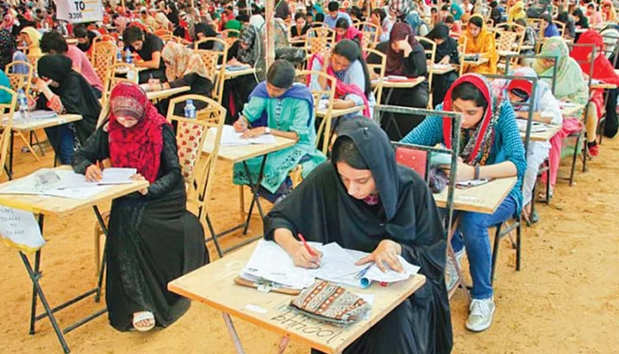 وفاق اور سندھ آمنے سامنے ، میڈیکل کالجز انٹری ٹیسٹ کا تنازع حل نہ ہوسکا