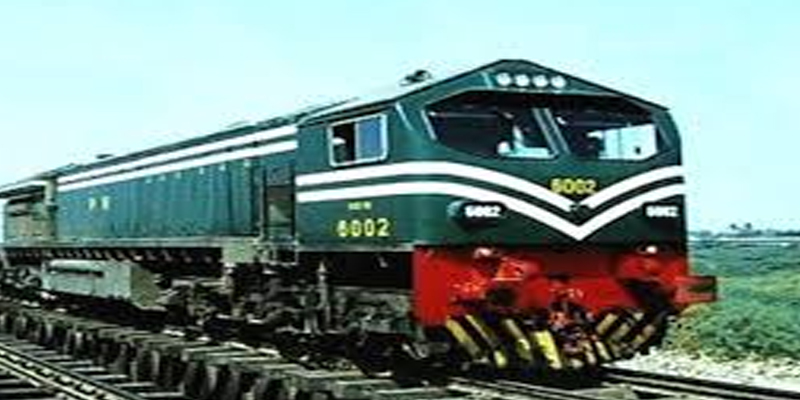 پاکستان ریلوے میں اکھاڑ پچھاڑ،کراچی اور گوادر کے ڈی ایس سمیت 9 افسران کے تبادلے
