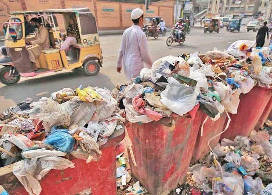 کراچی میں کچرا اٹھانے کا نظام ناکامی سے دوچار
