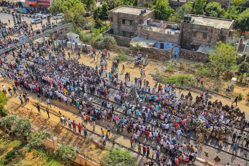 بھارتی کسانوں کا ریل روکو احتجاج کامیاب