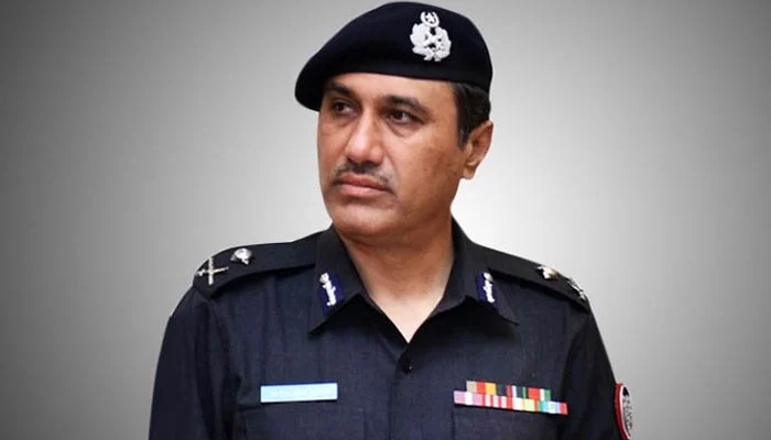 وفاق نے کراچی پولیس چیف کی خدمات واپس مانگ لیں