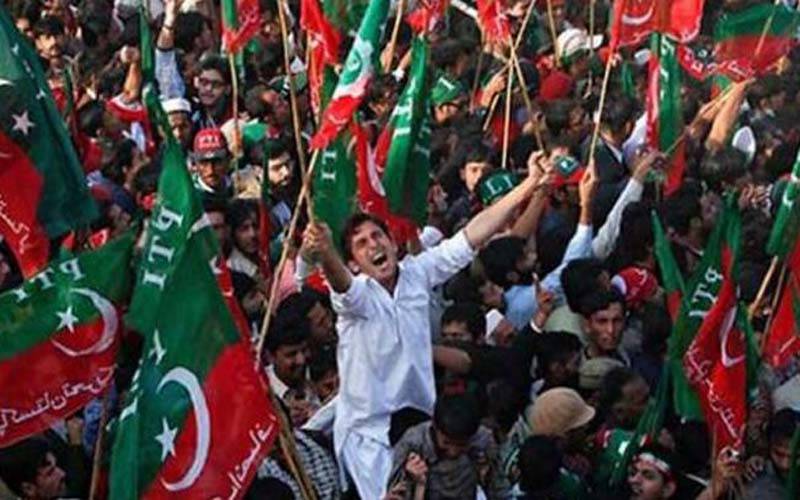 آزاد کشمیر میں تحریک انصاف کی انتخابی ریلی پر فائرنگ