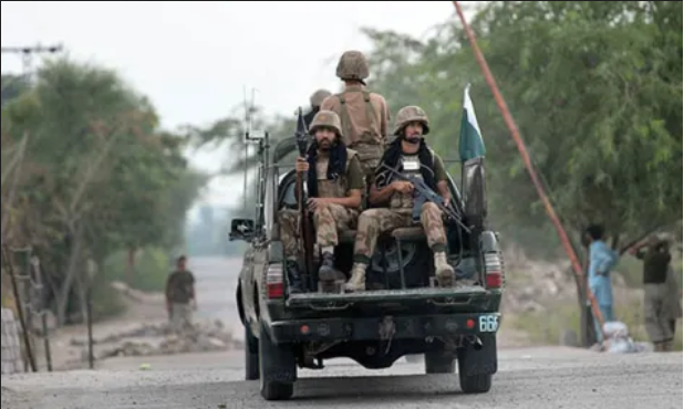 بلوچستان ،دواضلاع میں فورسزکی گاڑیوں پربم حملے