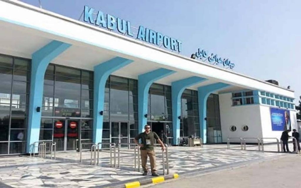 کابل ایئرپورٹ پر راکٹ حملہ ، امریکی دفاعی نظام نے ناکام بنادیا