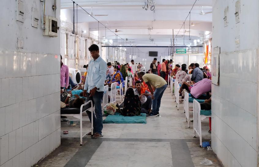 بھارت میں پراسرار بیماری سے بچوں کی ہلاکتیں 50 سے زائد ہوگئیں