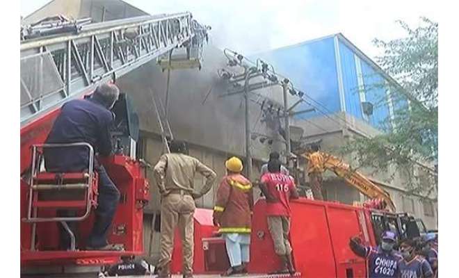 سانحہ مہران ٹائون ،فیکٹری مالکان کے ساتھ متعلقہ ادارے بھی ذمہ دار قرار