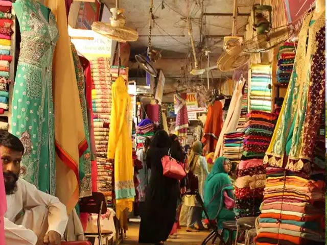 کراچی :تاجروں کاعید سیزن بدترین سیاسی بحران اور مہنگائی کی نذر ہوگیا