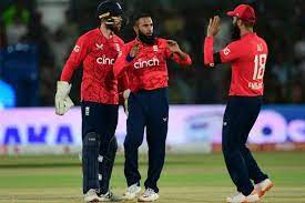 انگلینڈ  نے پاکستان کو چھٹے ٹی ٹوئنٹی میچ میں  8 وکٹوں سے شکست دے دی
