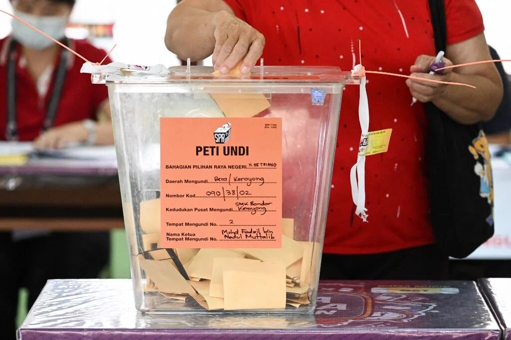 ملائیشیا کے عام انتخابات میں کوئی جماعت واضح اکثریت حاصل نہ کر سکی