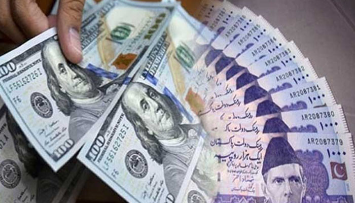وزیرخزانہ کی ڈالر 200 روپے سے نیچے لانے کی حکمت عملی غیر موثر