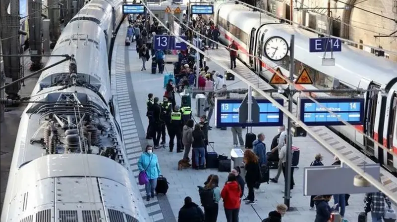 جرمنی، نشے میں دھت ٹرین ڈرائیور کی گرفتاری پر مسافروں کے حواس بحال