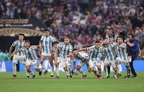 ارجنٹائن  نے فٹ بال کا عالمی میلہ لوٹ لیا