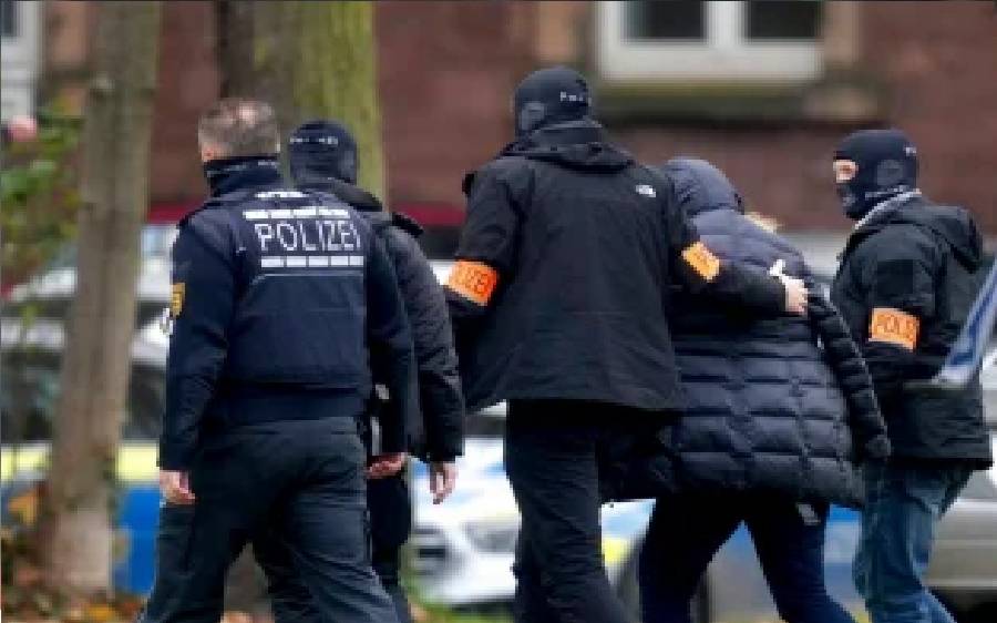 جرمنی میں حکومت کا تختہ الٹنے کا منصوبہ ناکام، فوجیوں سمیت 25 گرفتار