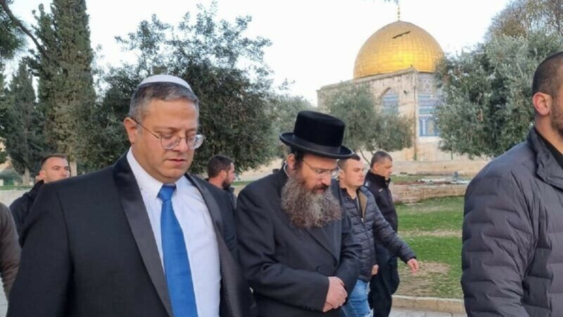 اسرائیلی وزیر مسجد اقصی میں جوتوں سمیت گھس آیا، عرب ممالک کا اظہار مذمت
