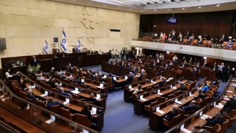 اسرائیلی پارلیمنٹ میں فلسطینی قیدیوں کی شہریت ختم کرنے کا بل منظور
