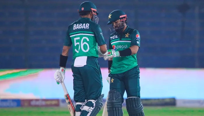 پاکستان نے پہلے ون ڈے میں نیوزی لینڈ کو 6 وکٹوں سے شکست دے دی