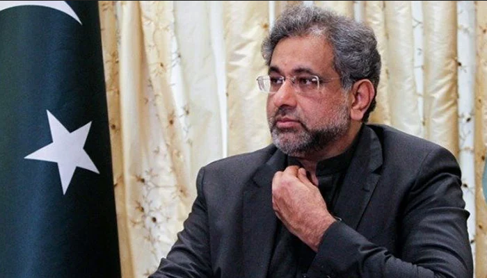 نواز شریف کی رائے کا احترام ریفرنس کے حق میں نہیں،شاہد خاقان