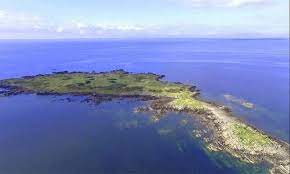اسکاٹ لینڈ کے ساحل کے قریب جزیرہ فروخت کے لیے پیش