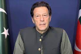 اسٹیبلشمنٹ کے بغیر حکومت ہی مسائل سے نکال سکتی ہے عمران خان