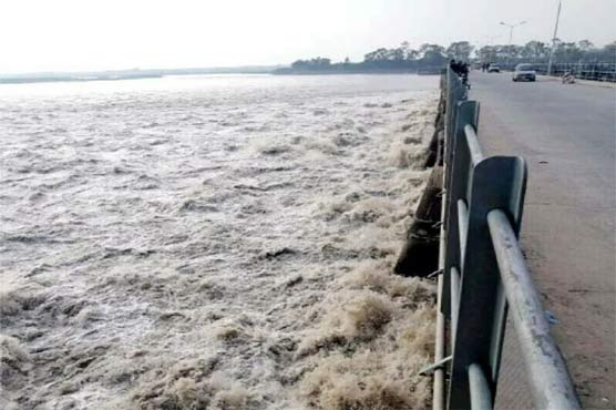 سندھ میں پانی کی سطح بڑھنے لگی، متعدد مقامات پر نچلے درجے کا سیلاب