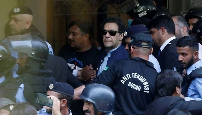 جناح ہاؤس حملے سمیت 6 مقدمات، عمران خان کی عبوری ضمانت میں توسیع