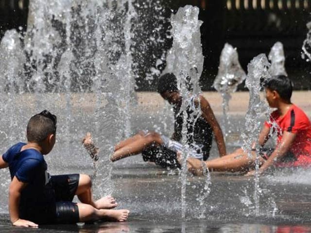 یورپ میں گرمی کی شدید لہر برقرار، بڑی تعداد میں ہلاکتوں کا خدشہ