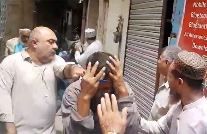 کراچی میں تاجروں نے کے الیکٹرک کے عملے کی پٹائی کر دی