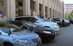 سندھ کابینہ کی تحلیل کے باوجود وزراء  نے سرکاری گاڑیاں واپس نہیں کیں