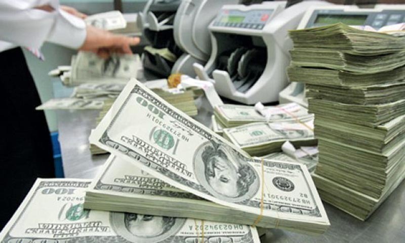 پاکستان کو رواں مالی سال کے پہلے ماہ میں کل دو ارب 89 کروڑ ڈالر سے زائد کا قرض ملا