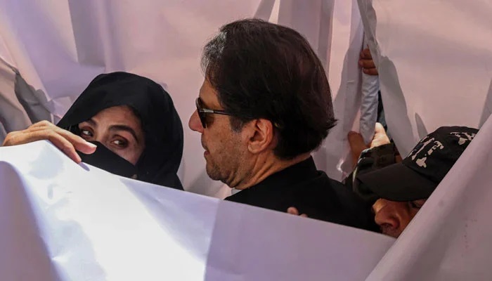 غیر شرعی نکاح کا کیس: عمران خان کو نوٹس جاری