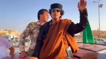 قذافی زندہ باد، لیبیا کی سڑکوں پر مقتول صدر کے ہم شکل کا والہانہ استقبال