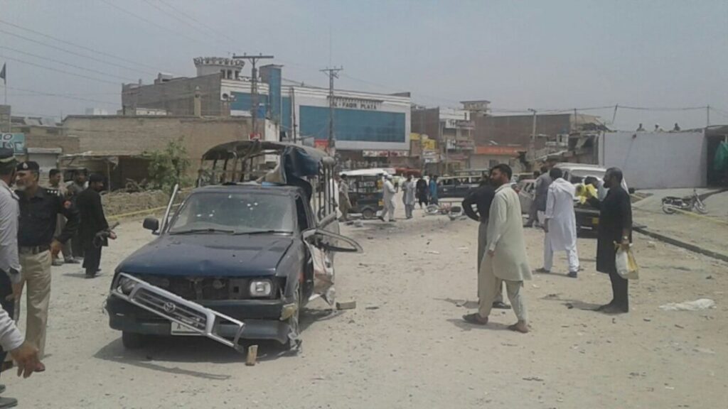 ڈی آئی خان میں پولیس کیمپ پر جدید ہتھیار،دستی بم سے حملہ ، ایک اہلکارشہید